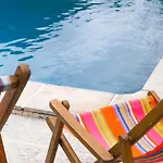 Domaine De Rennebourg Bed & Breakfast