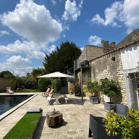 Bed and Breakfast Domaine De Rennebourg Saint Denis Du Pin