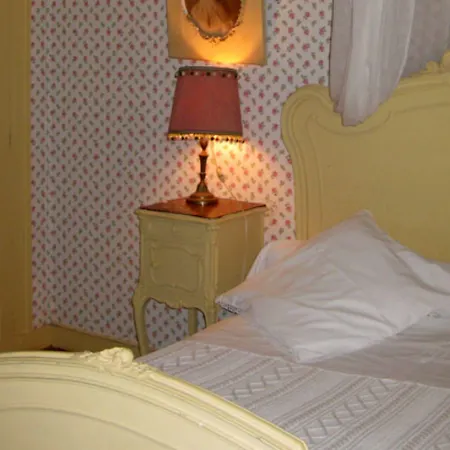 Domaine De Rennebourg Saint Denis Du Pin