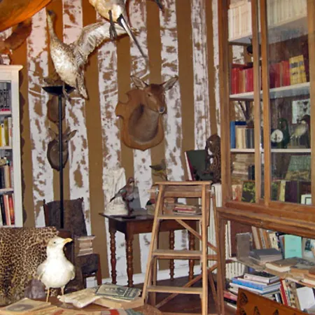 Domaine De Rennebourg Bed and Breakfast 3*