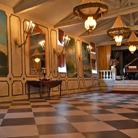 Domaine De Rennebourg 3* Saint Denis Du Pin