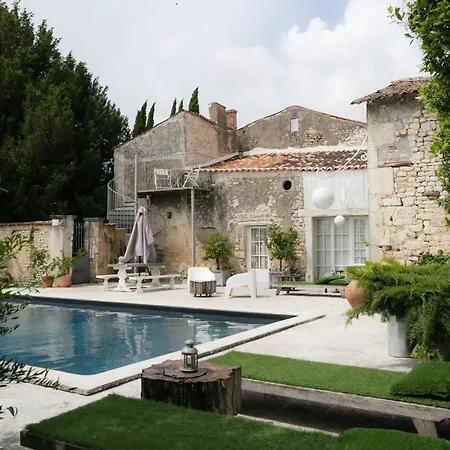 Domaine De Rennebourg Saint Denis Du Pin